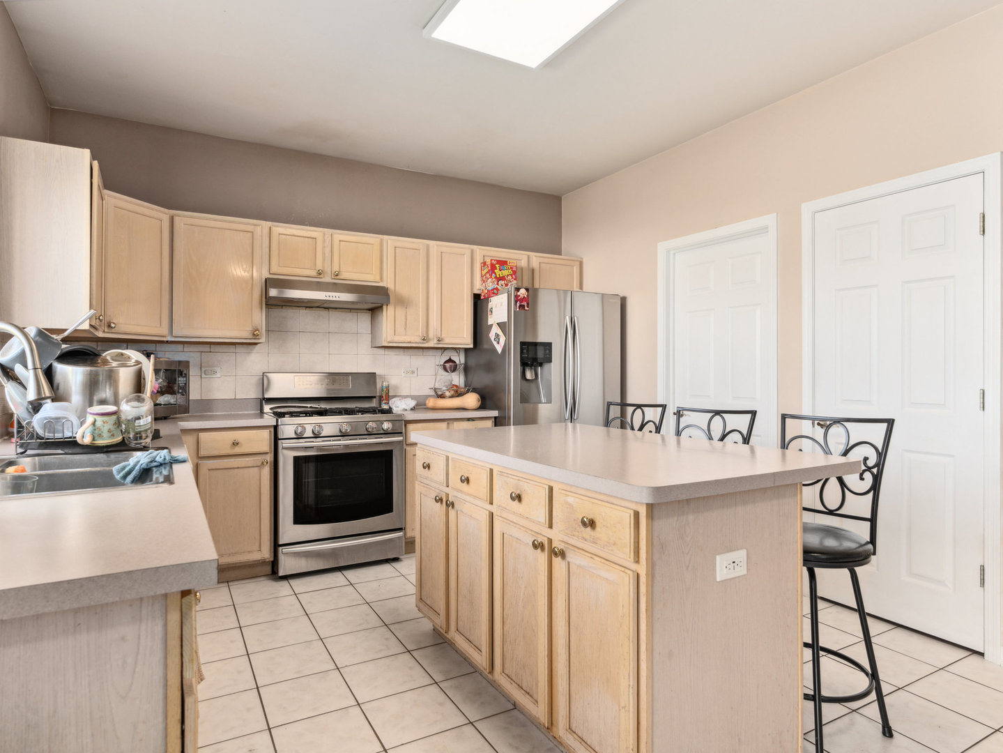 1031 Spinnaker Street