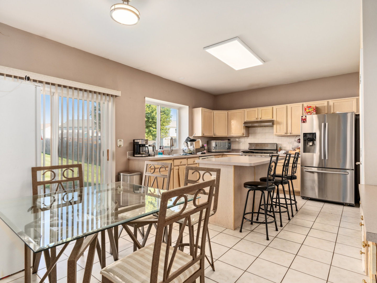 1031 Spinnaker Street