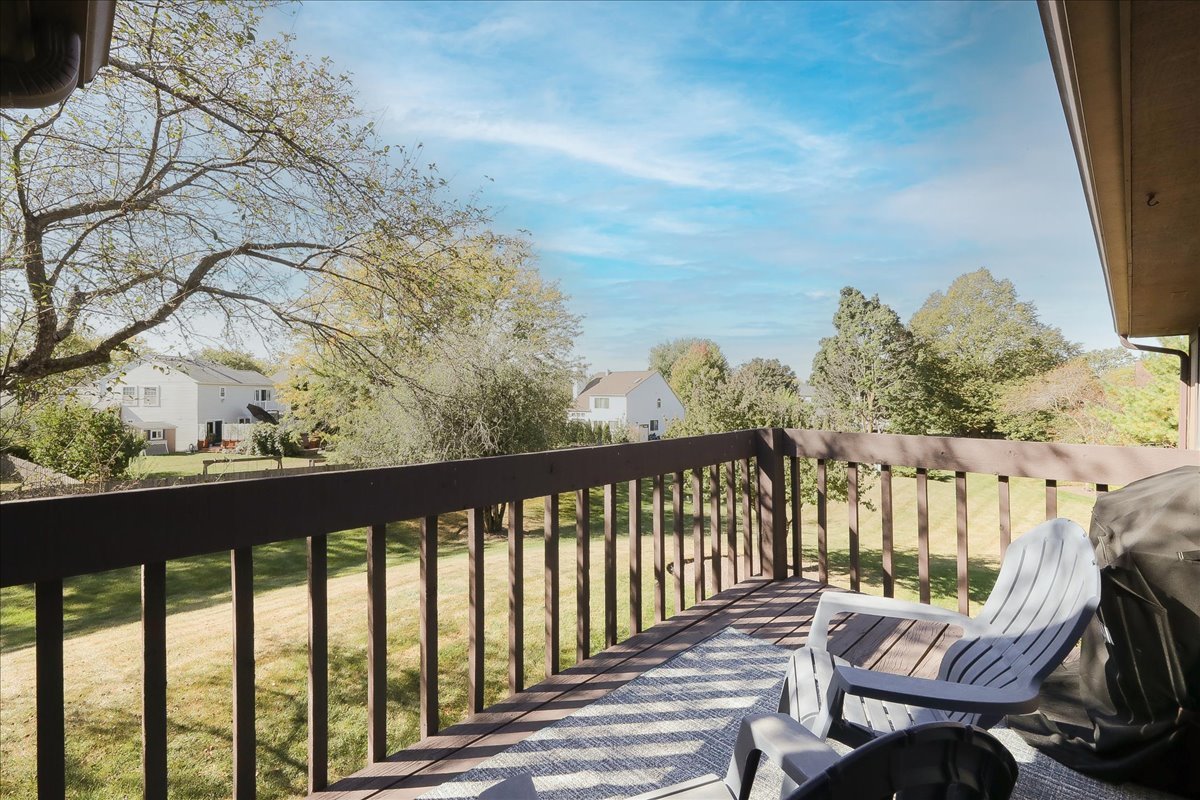 1915 GOLF VIEW Drive Unit: 2B