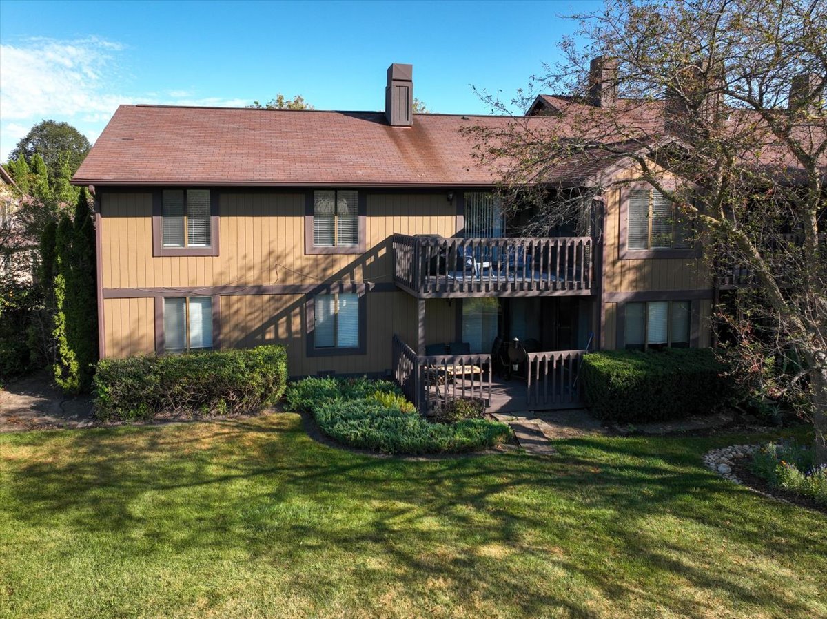 1915 GOLF VIEW Drive Unit: 2B