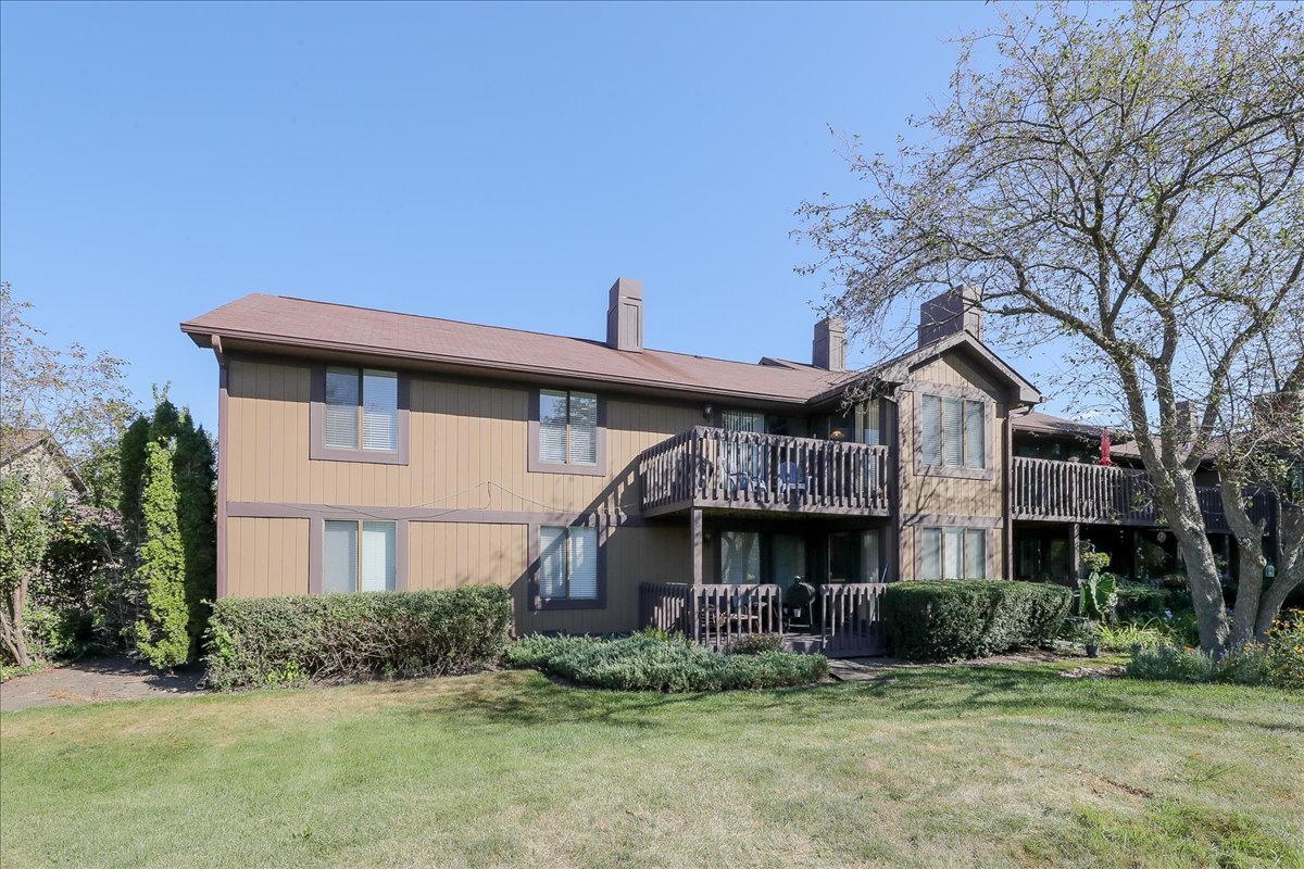 1915 GOLF VIEW Drive Unit: 2B