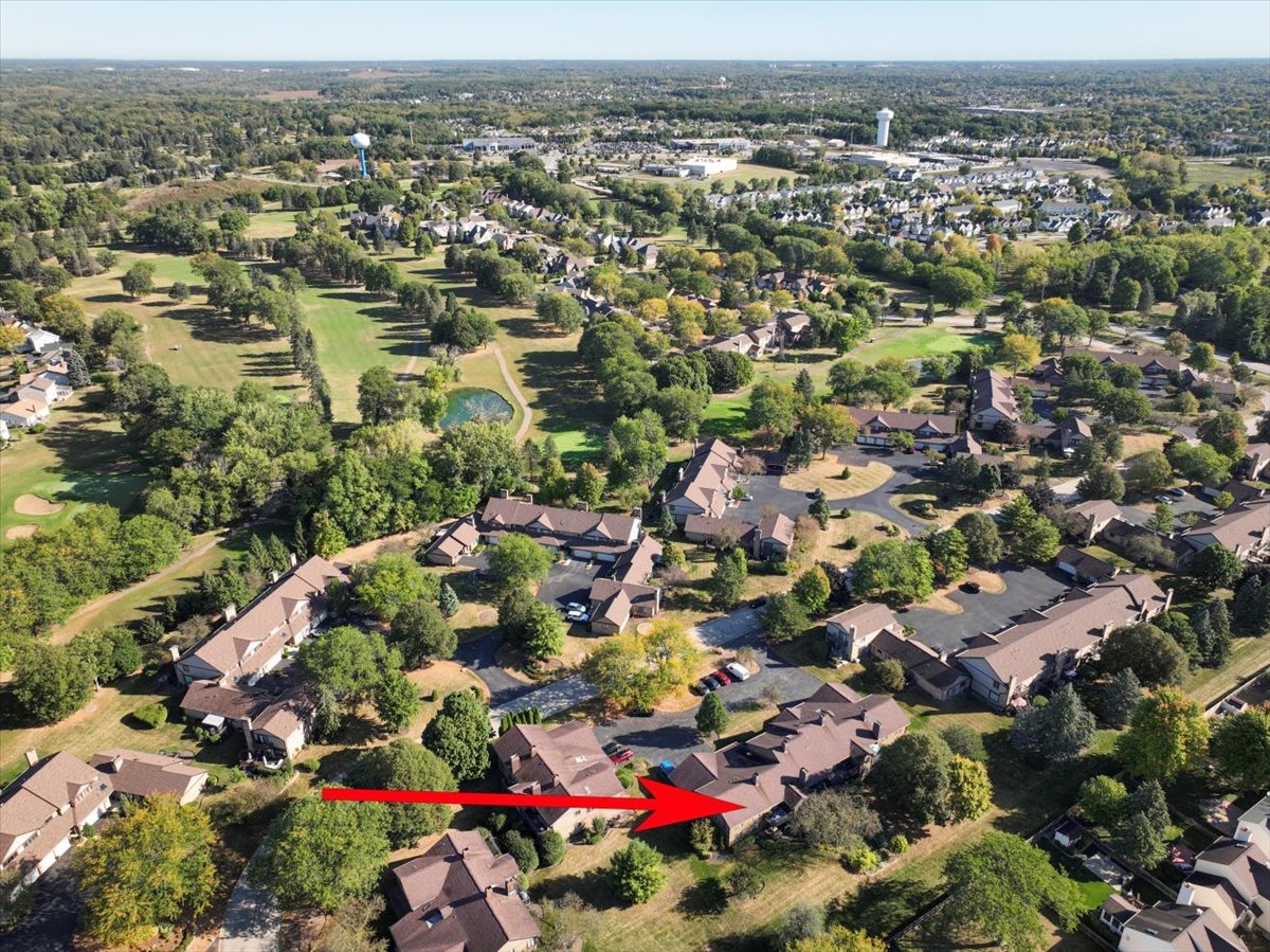 1915 GOLF VIEW Drive Unit: 2B