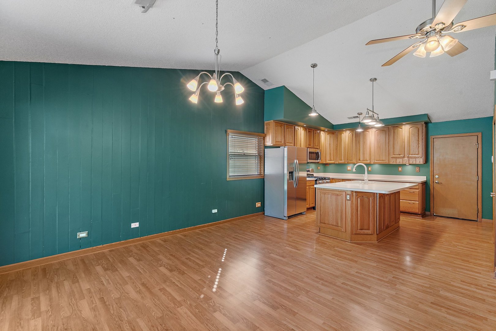 3845 Windjammer Lane