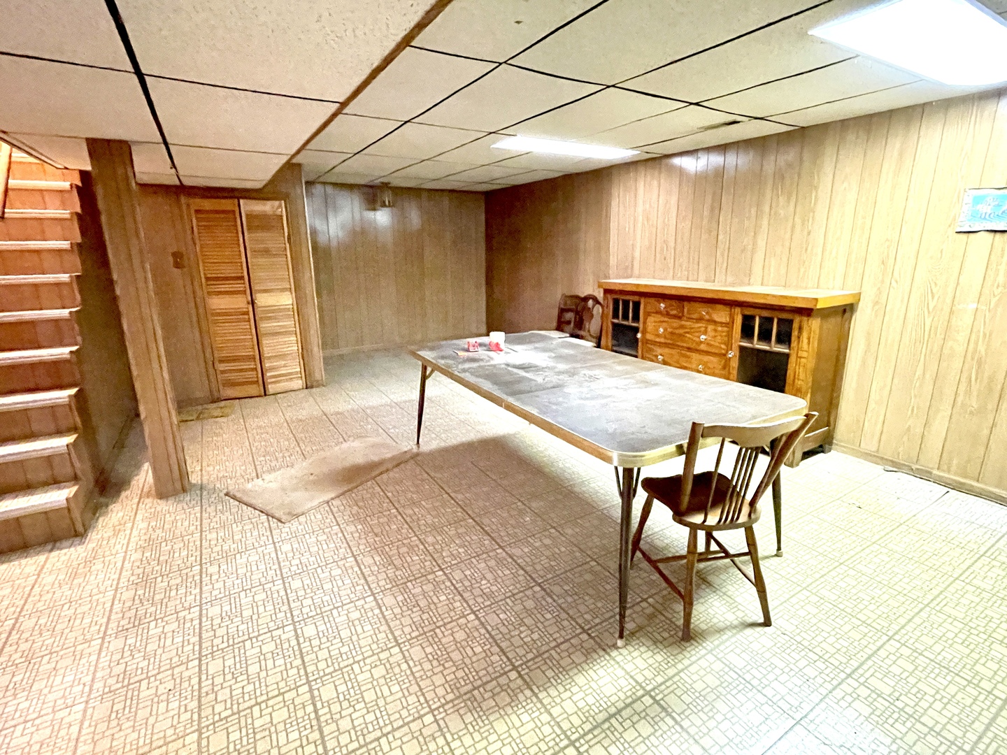 3N100 Lakewood Drive