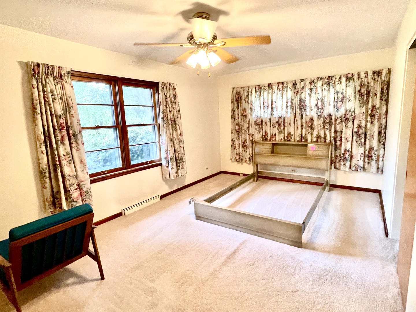 3N100 Lakewood Drive