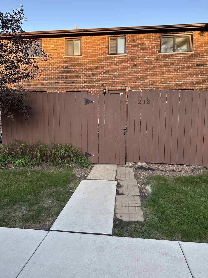 1S218 Ingersoll Lane