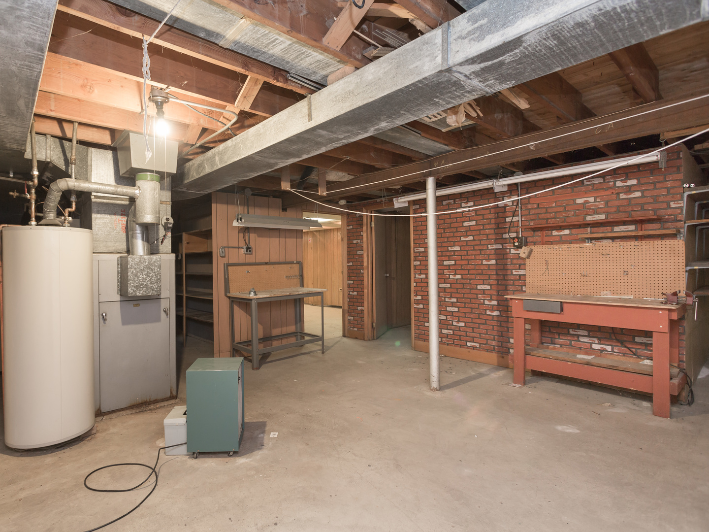 220 E Washington Street