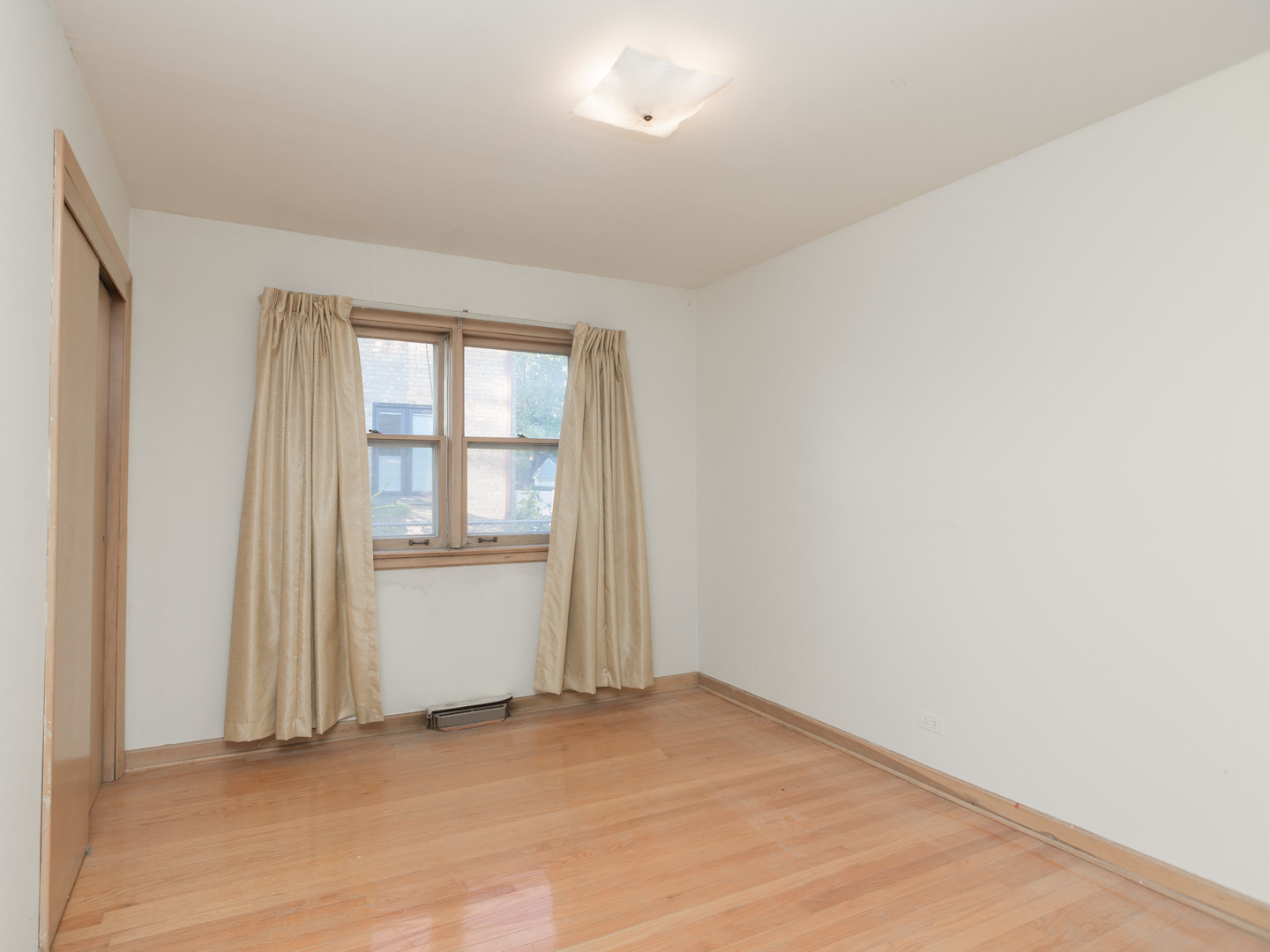 220 E Washington Street