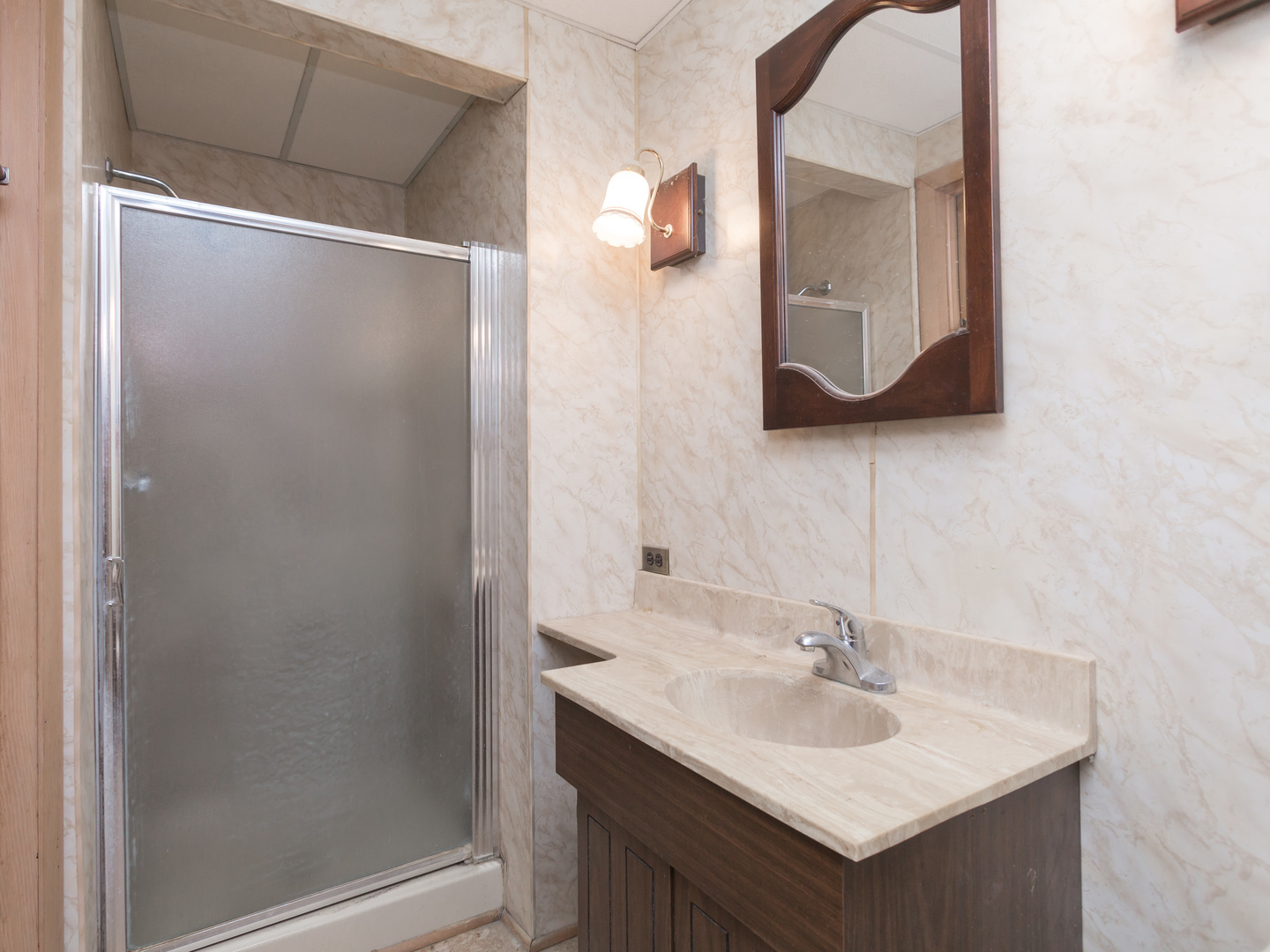 220 E Washington Street