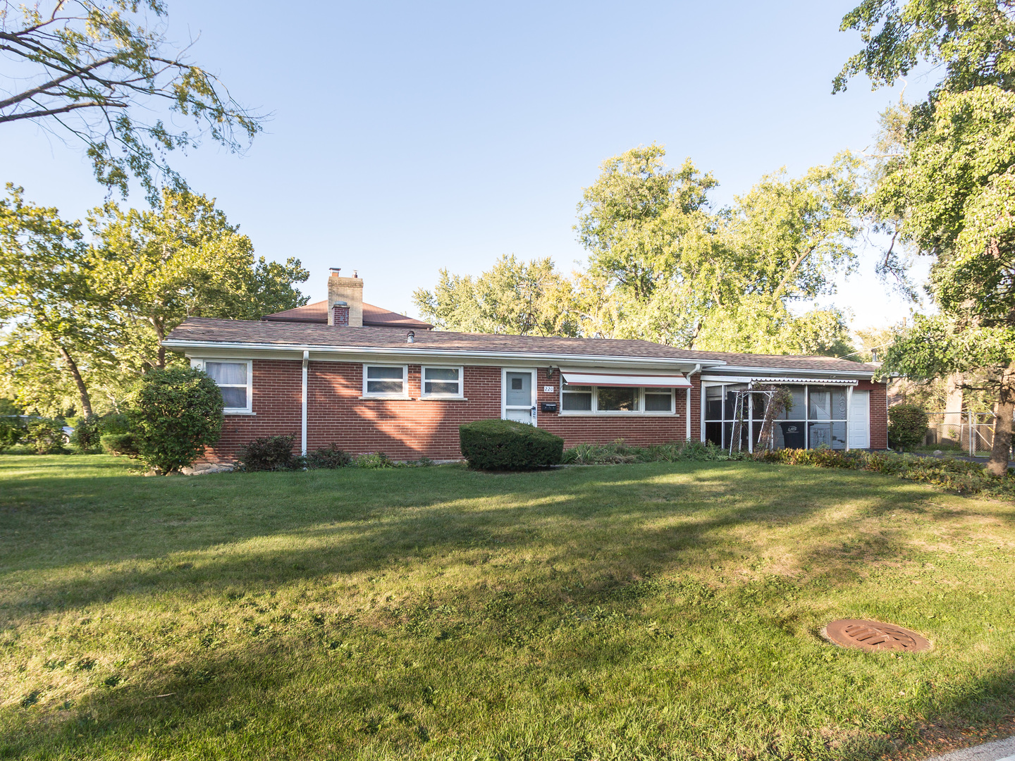 220 E Washington Street