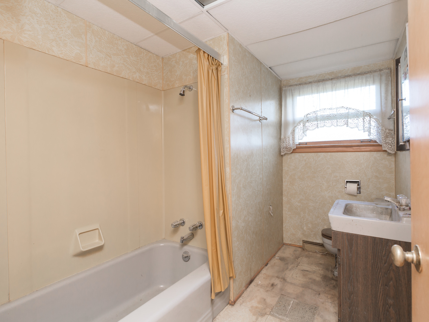 220 E Washington Street