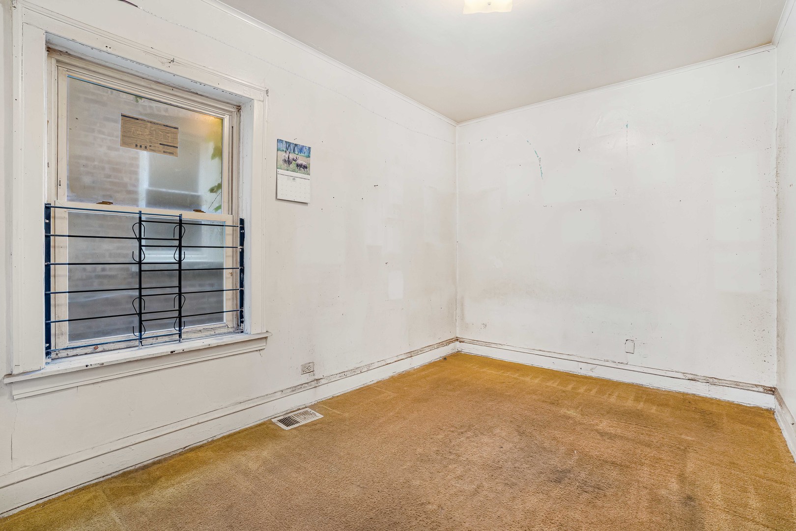 8017 S Saint Lawrence Avenue