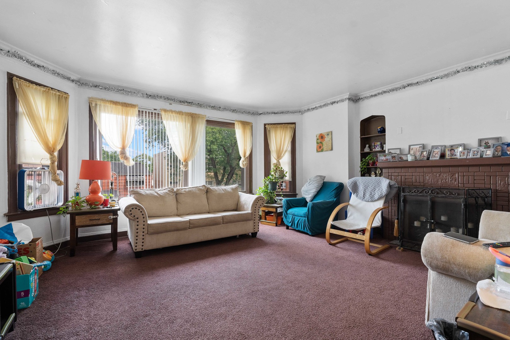 9148 S Laflin Street