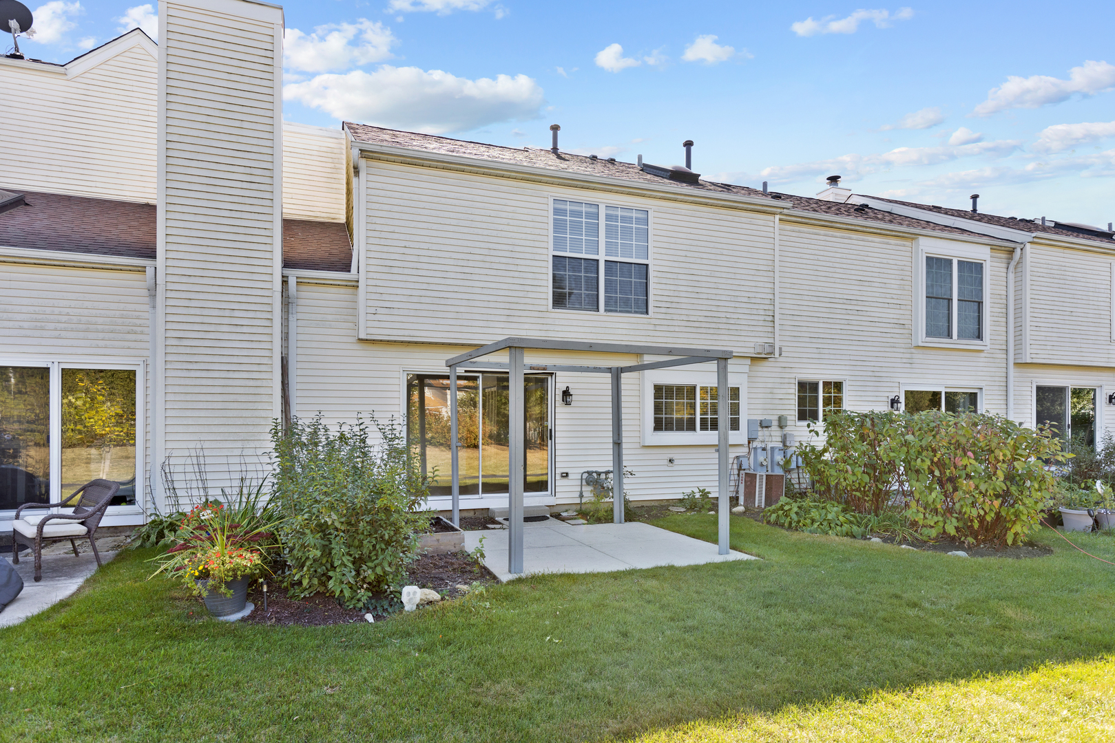 256 E Shag Bark Lane