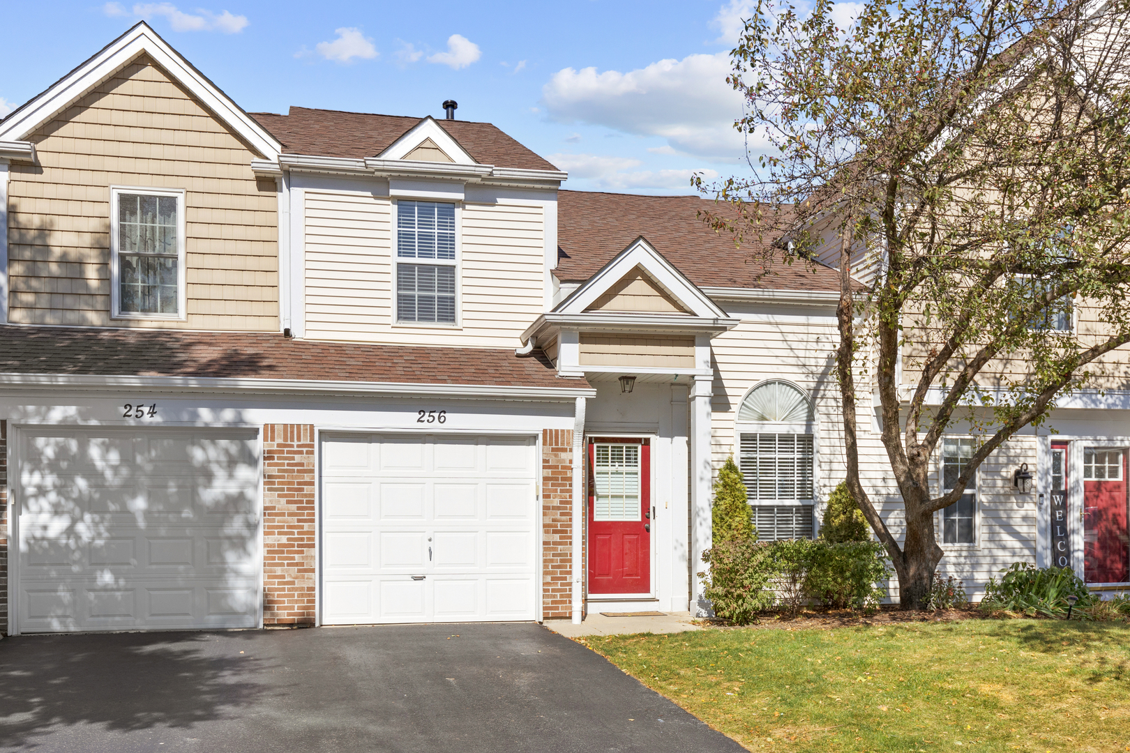 256 E Shag Bark Lane