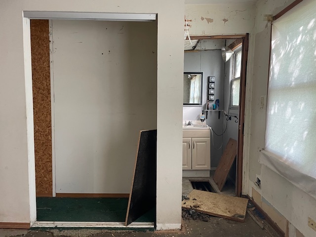 27W465 Manchester Road