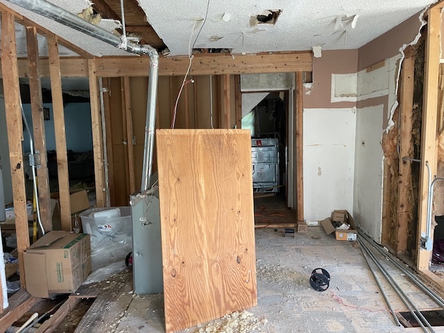 27W465 Manchester Road