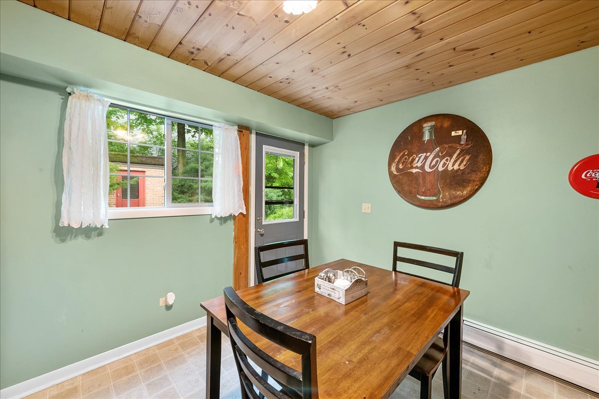 1106 Wintergreen Terrace