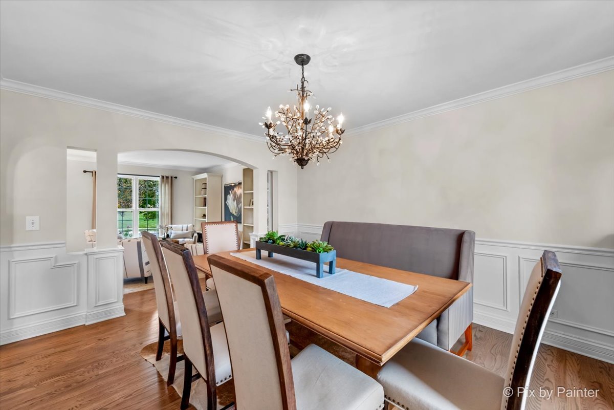 628 E Thornwood Drive