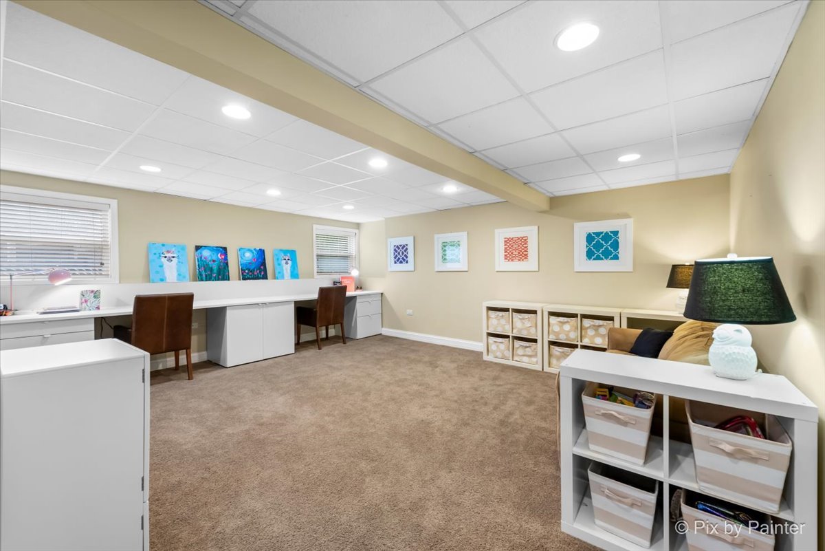 628 E Thornwood Drive