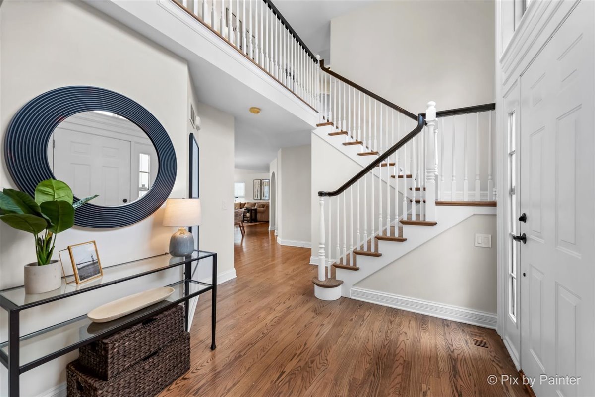 628 E Thornwood Drive