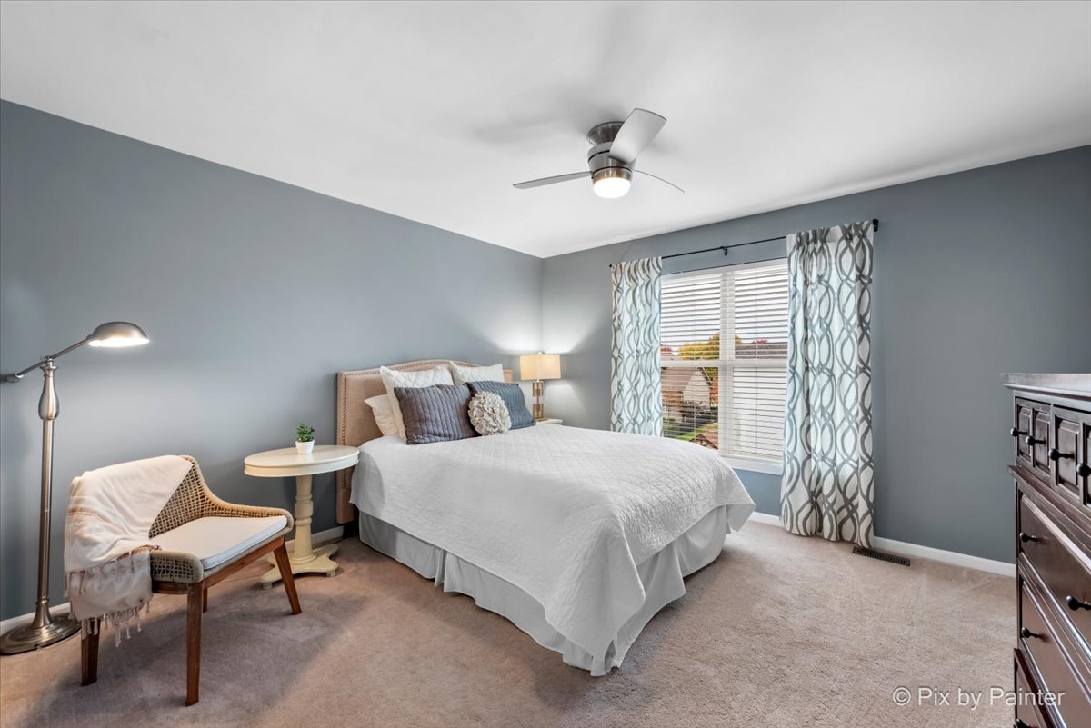 628 E Thornwood Drive