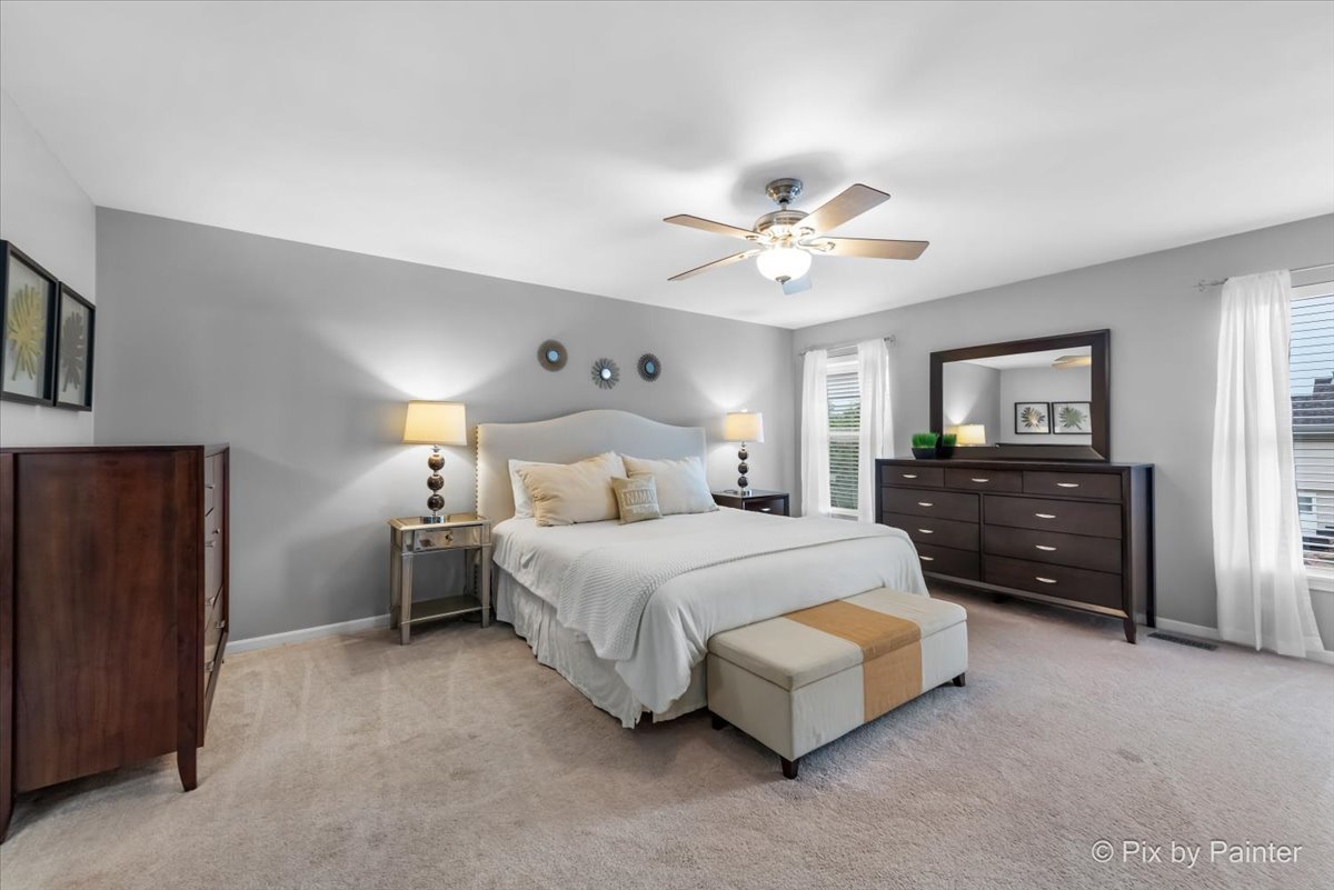 628 E Thornwood Drive