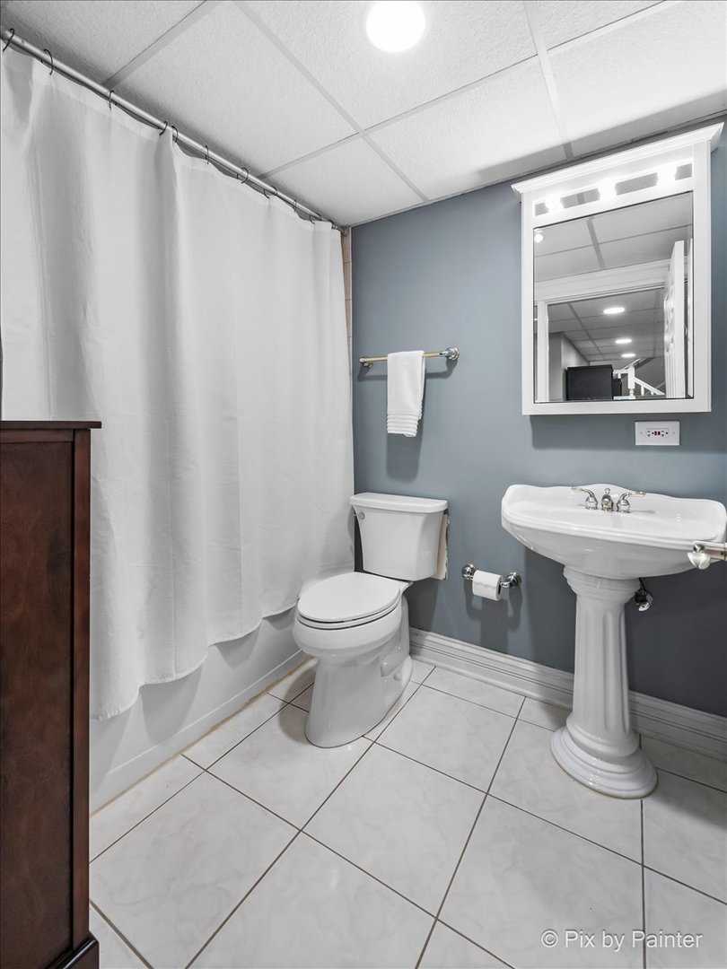 628 E Thornwood Drive