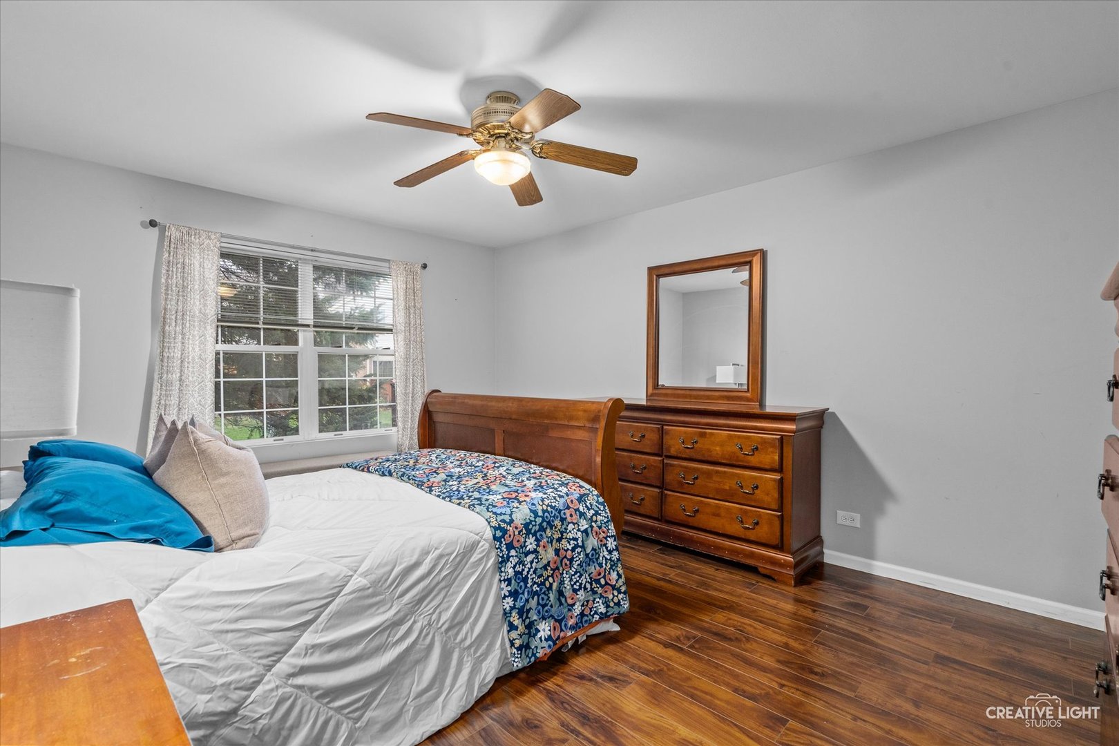 49 Ione Drive Unit: A