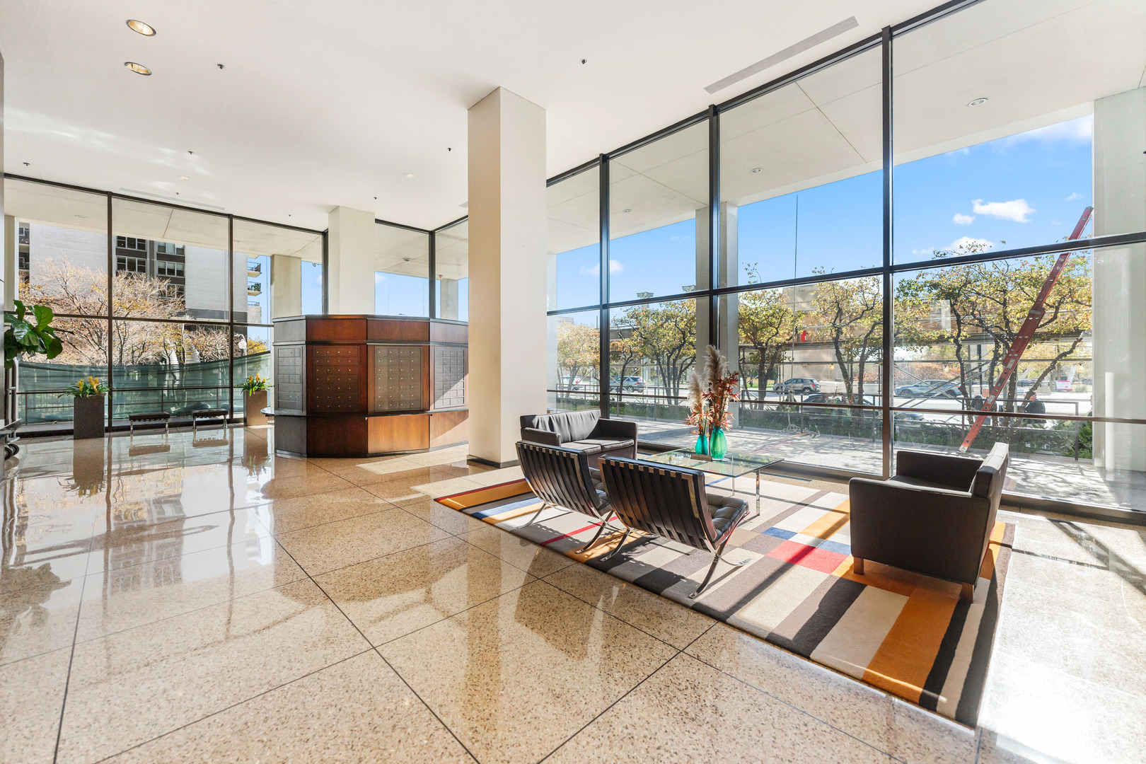 360 E RANDOLPH Street Unit: 2102