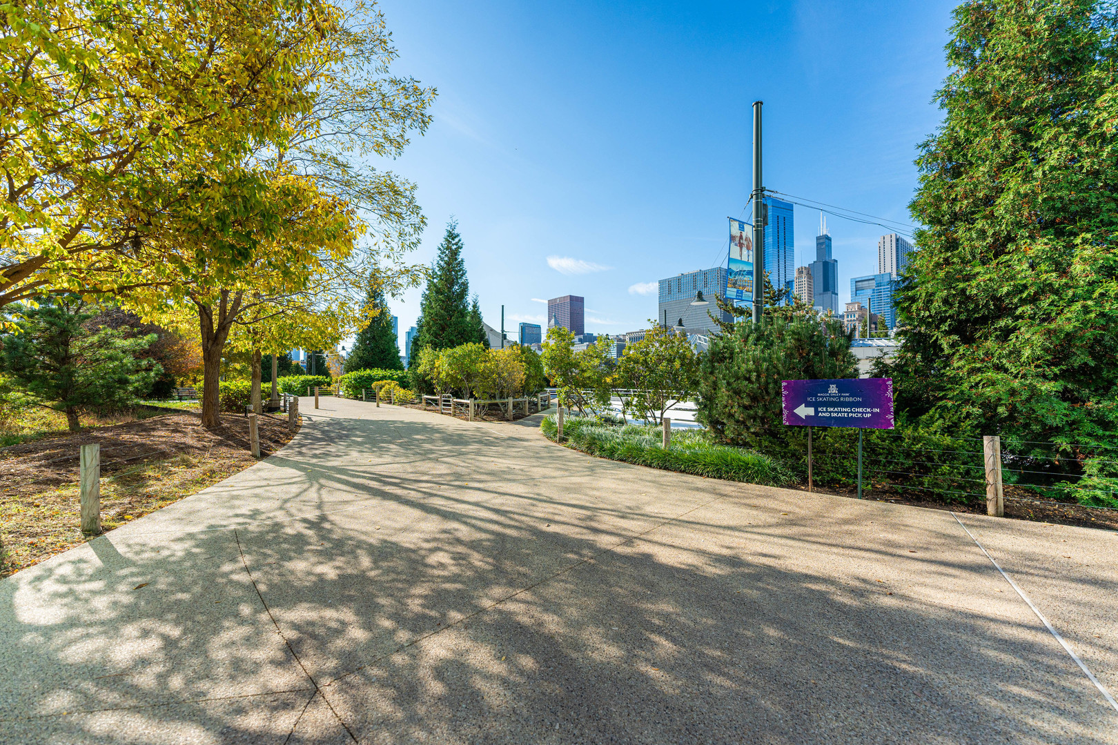 360 E RANDOLPH Street Unit: 2102