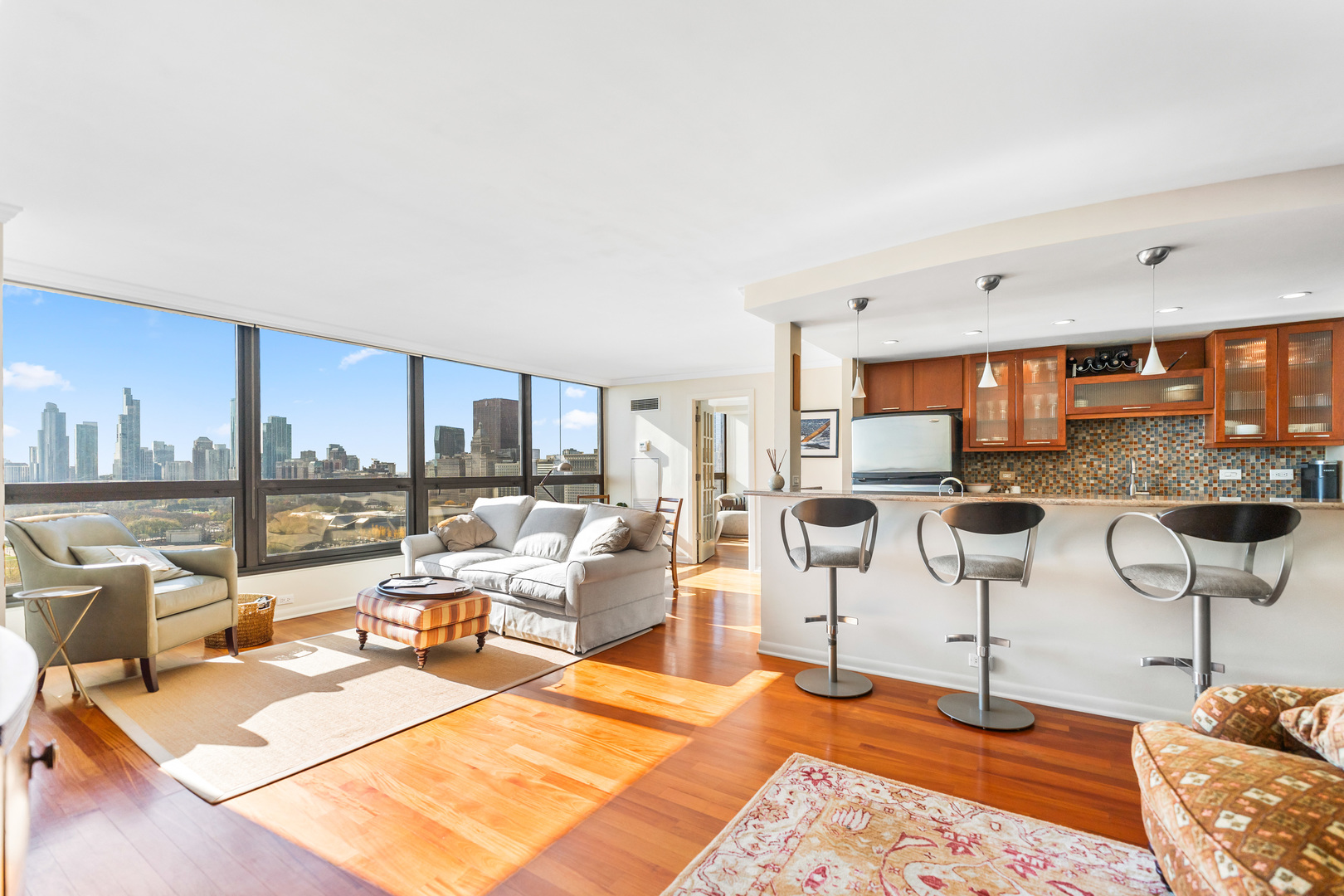 360 E RANDOLPH Street Unit: 2102
