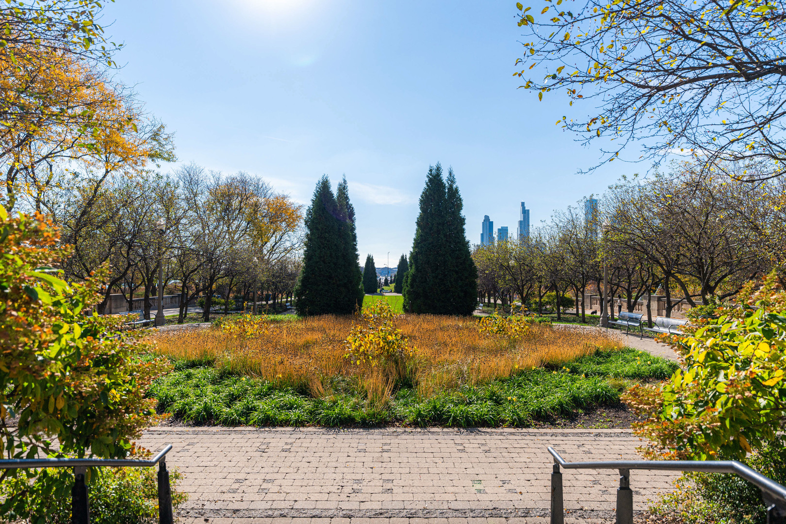 360 E RANDOLPH Street Unit: 2102