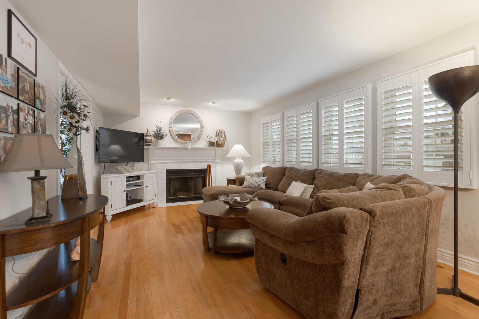 948 Hill Crest Drive