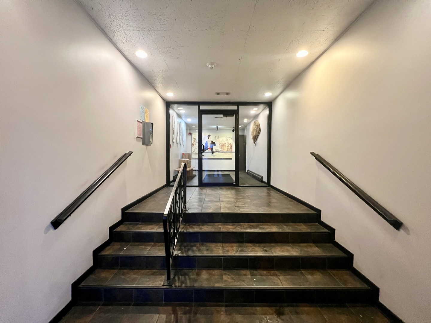 9720 S PULASKI Road Unit: 209