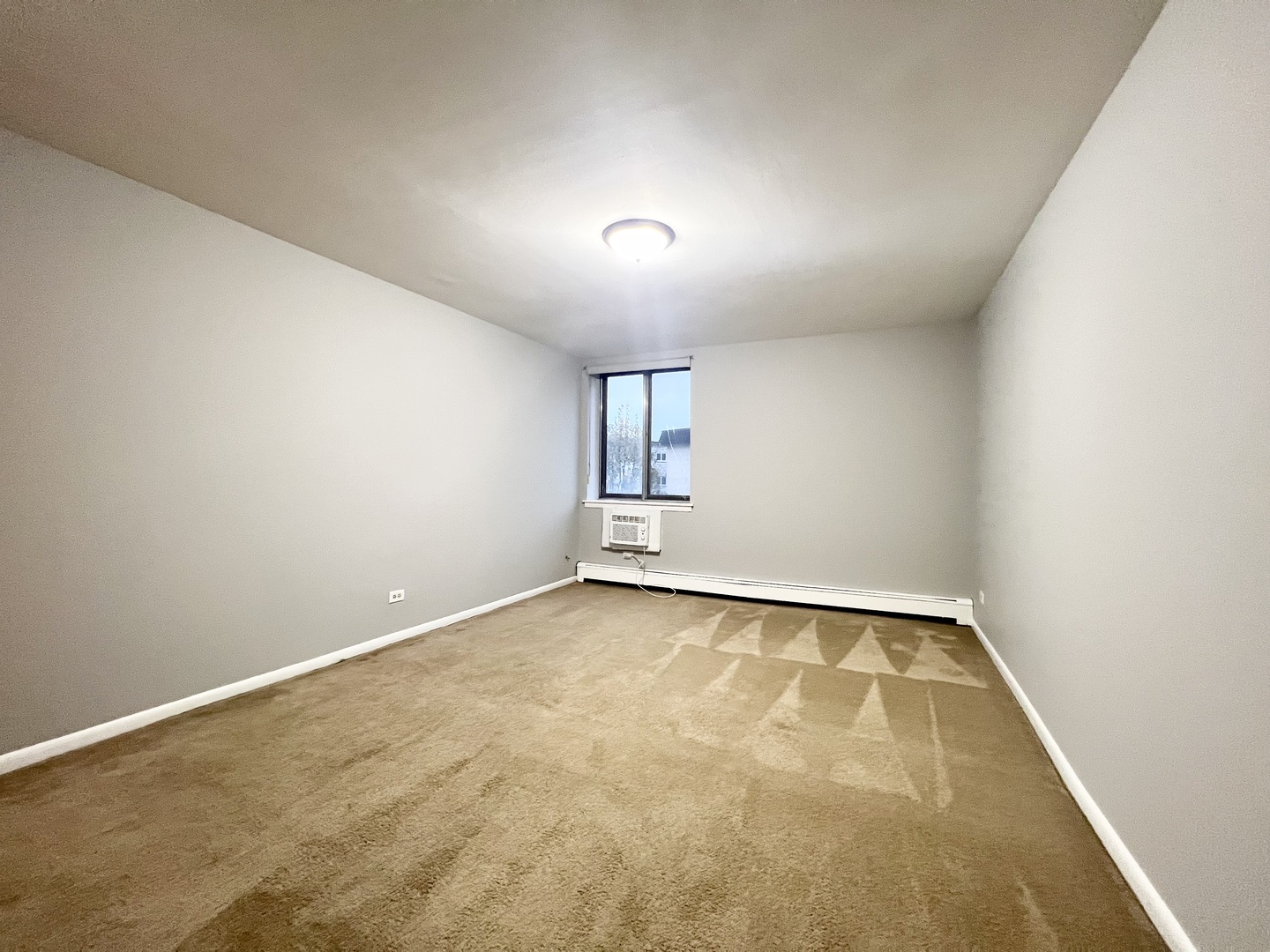 9720 S PULASKI Road Unit: 209