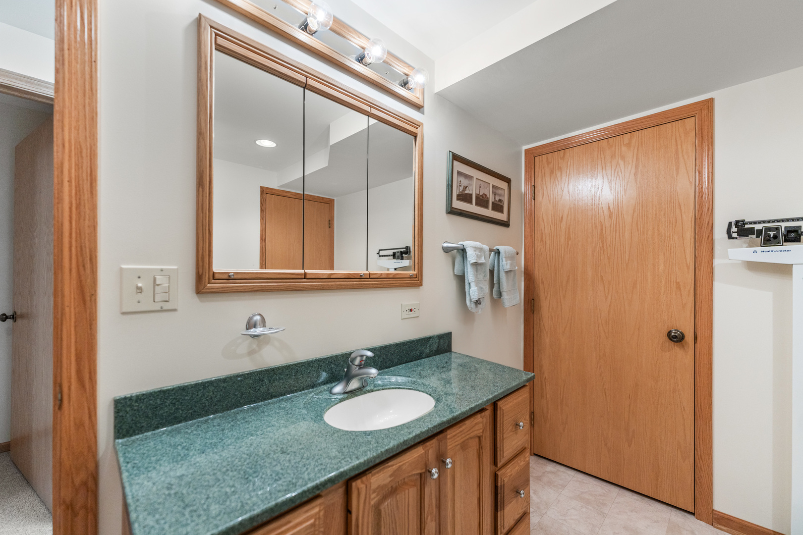 1456 Adrienne Circle