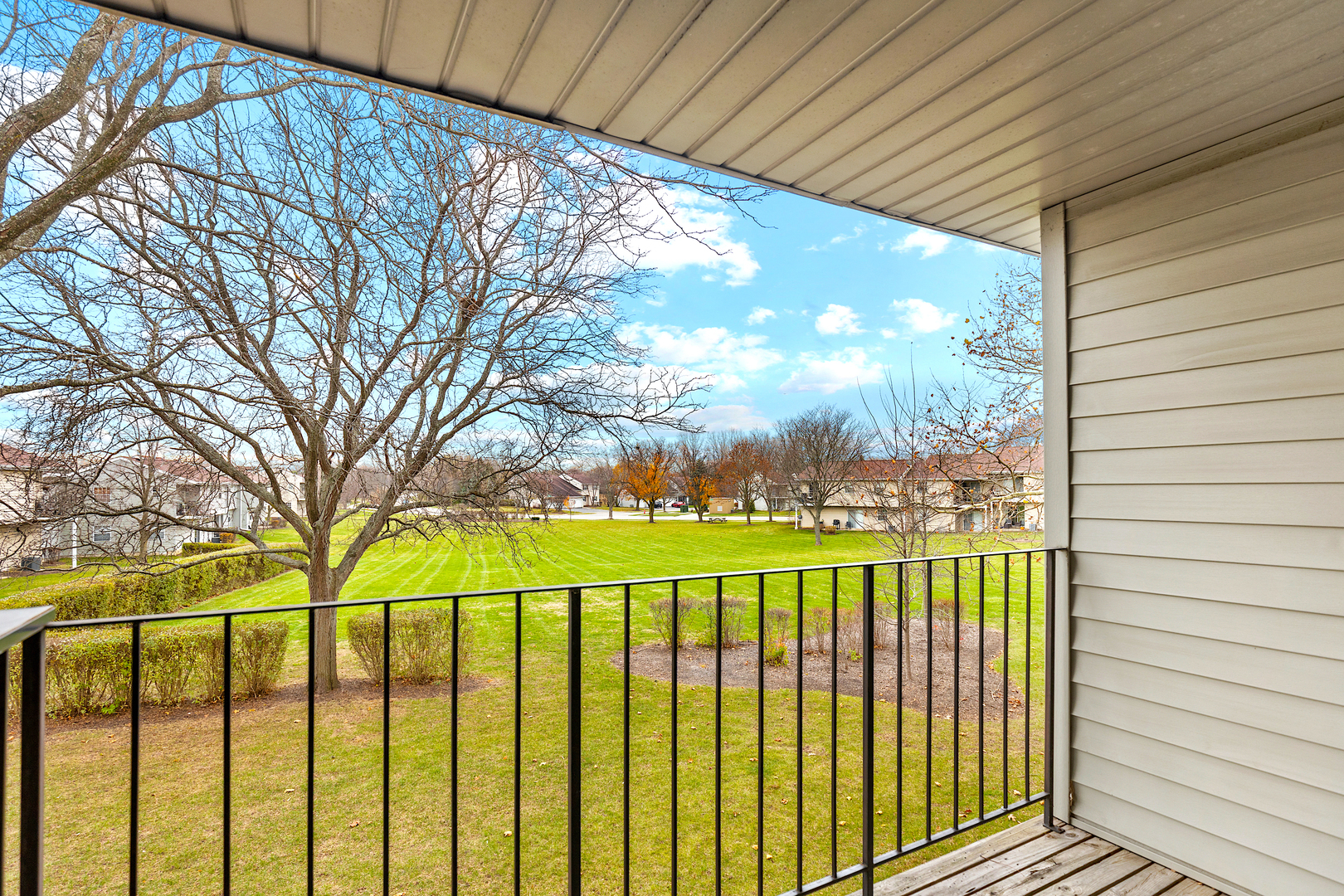 69 GANT Circle Unit: G