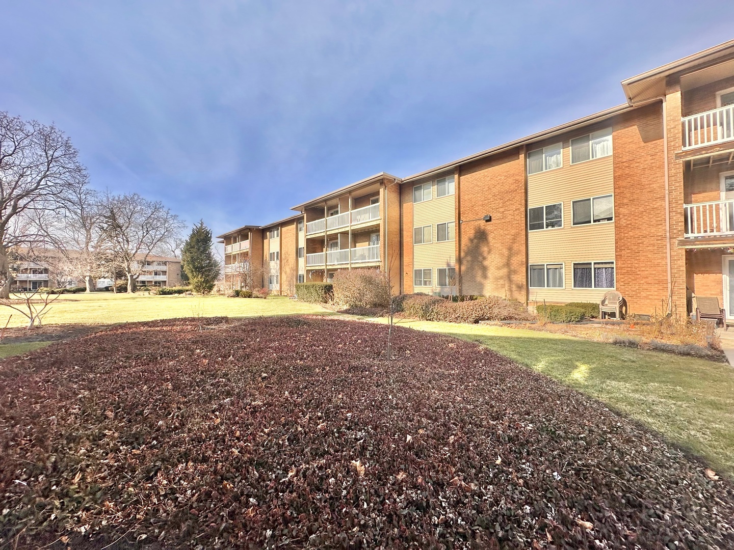 920 Beau Drive Unit: 207