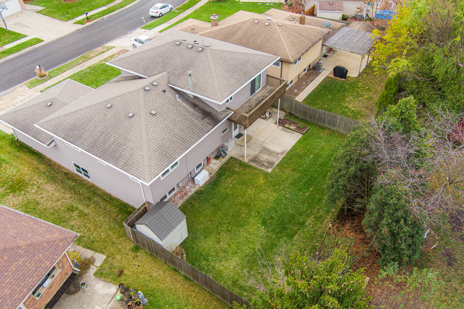 950 Dearborn Circle