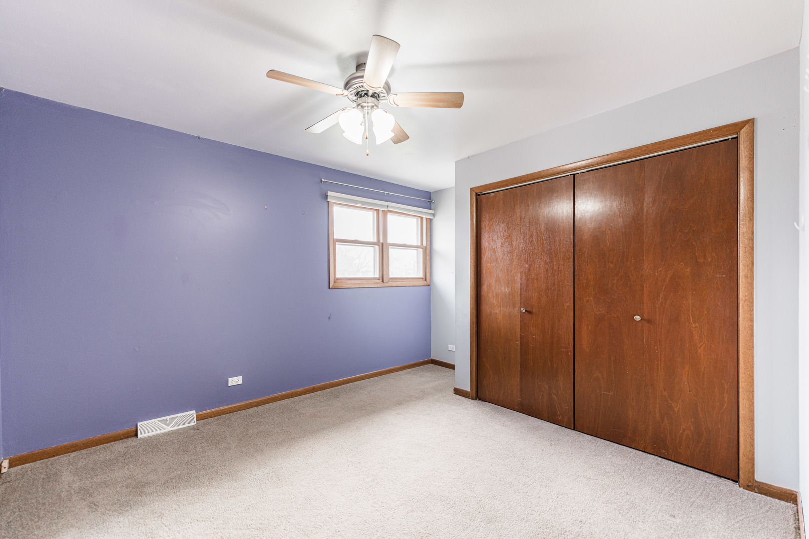 950 Dearborn Circle
