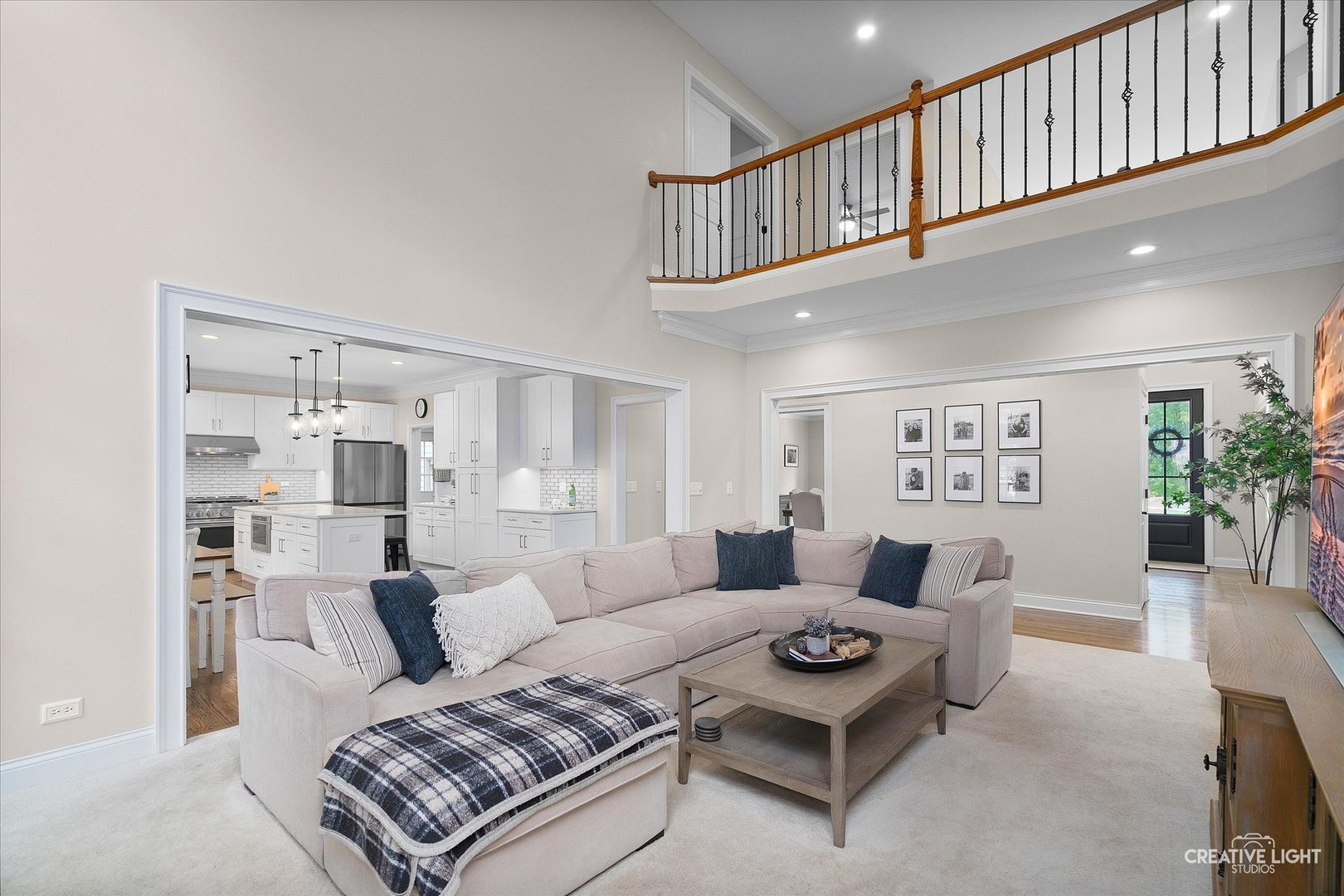 4N426 Robert Penn Warren Cove