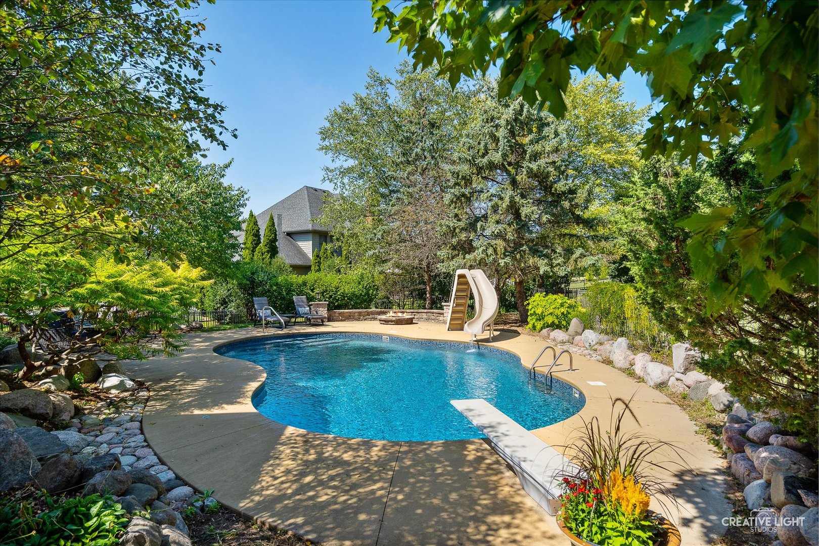 4N426 Robert Penn Warren Cove