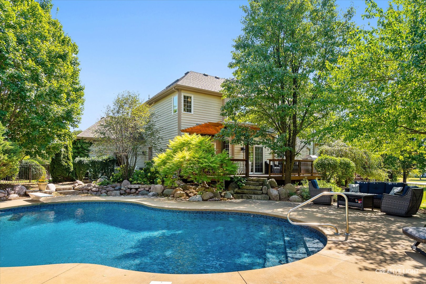 4N426 Robert Penn Warren Cove