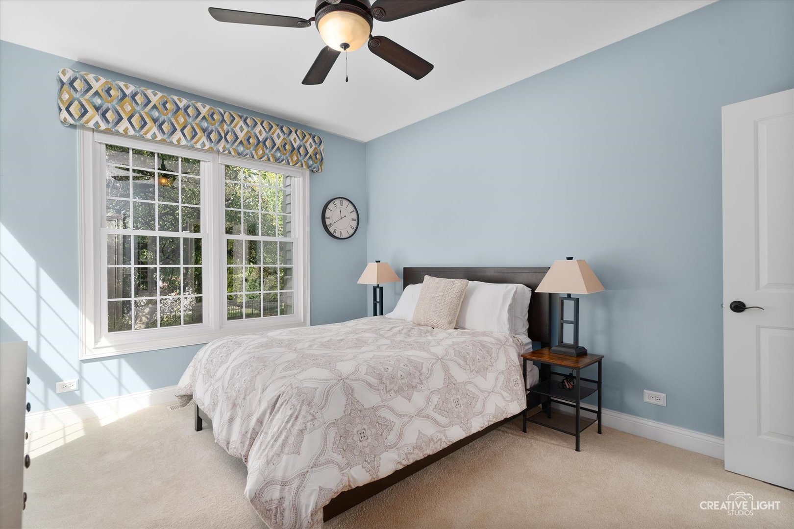 4N426 Robert Penn Warren Cove