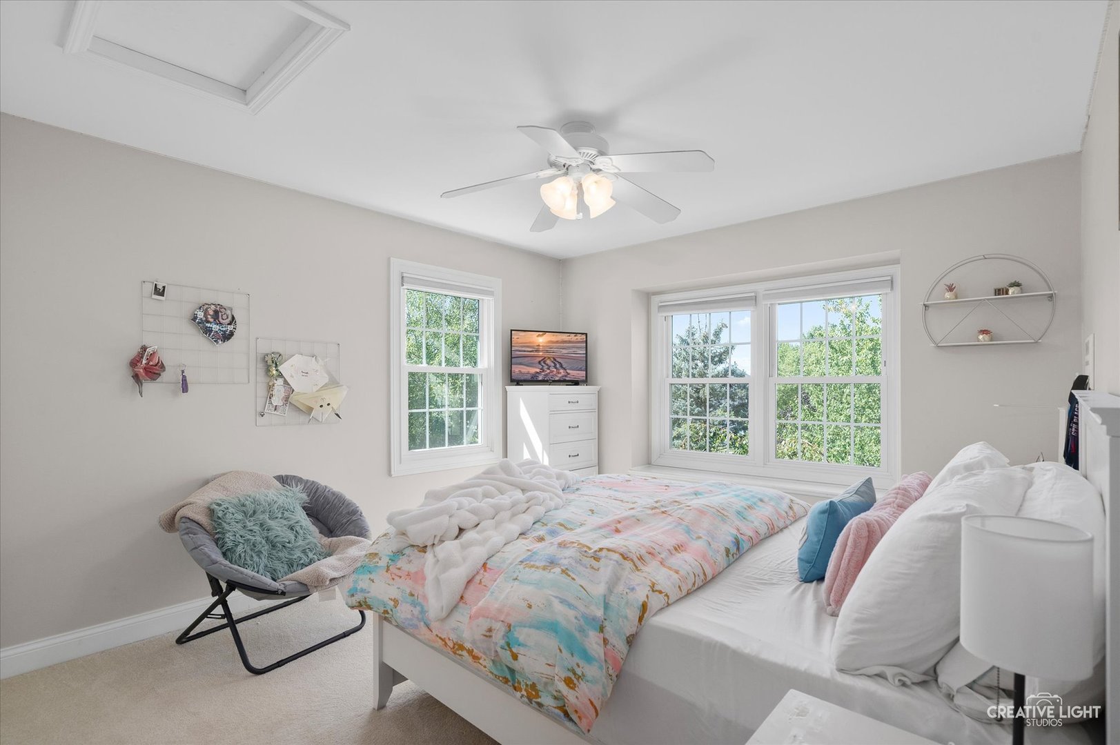 4N426 Robert Penn Warren Cove