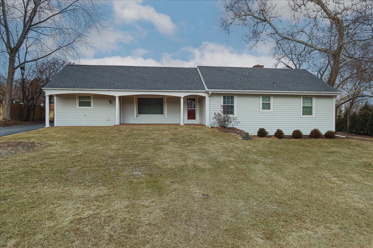 23W658 Goodridge Terrace