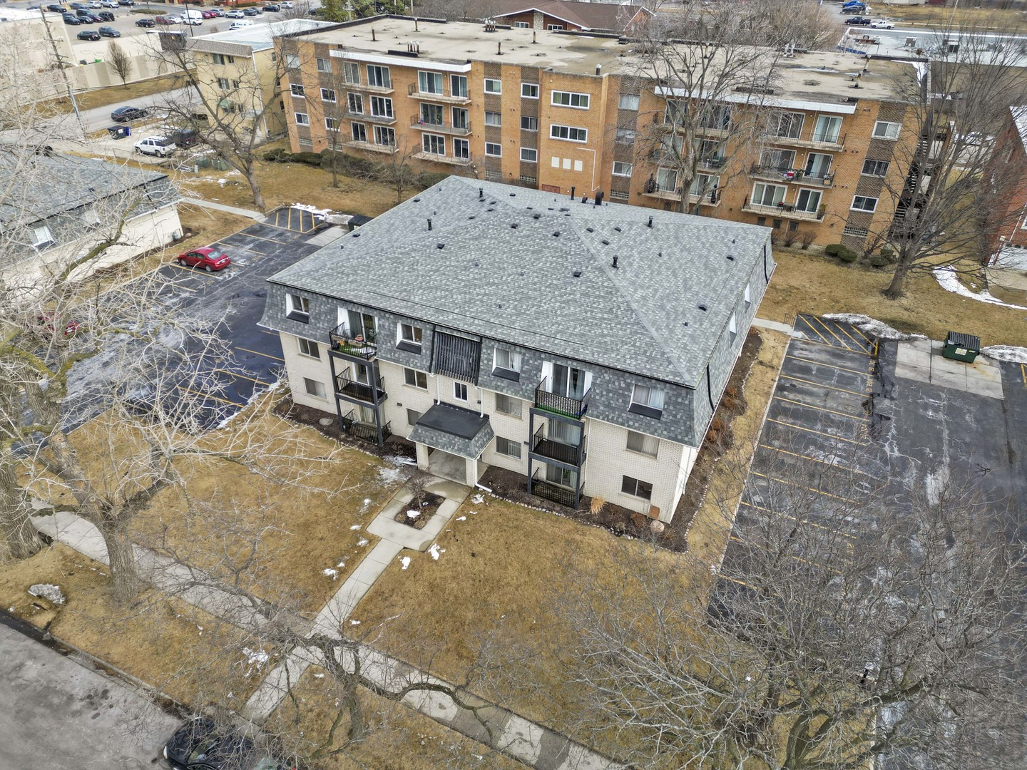 9621 S Karlov Avenue Unit: 204