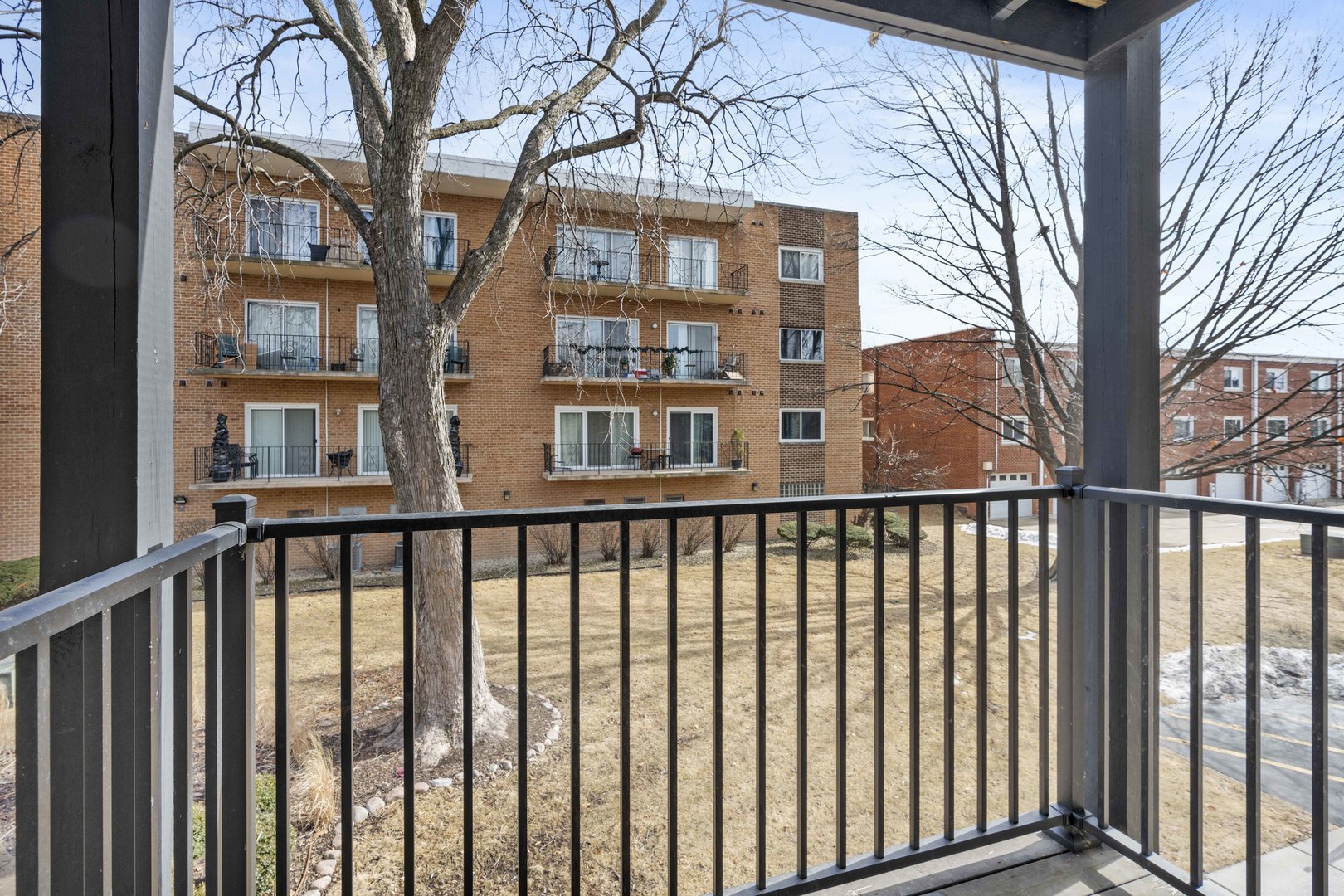 9621 S Karlov Avenue Unit: 204