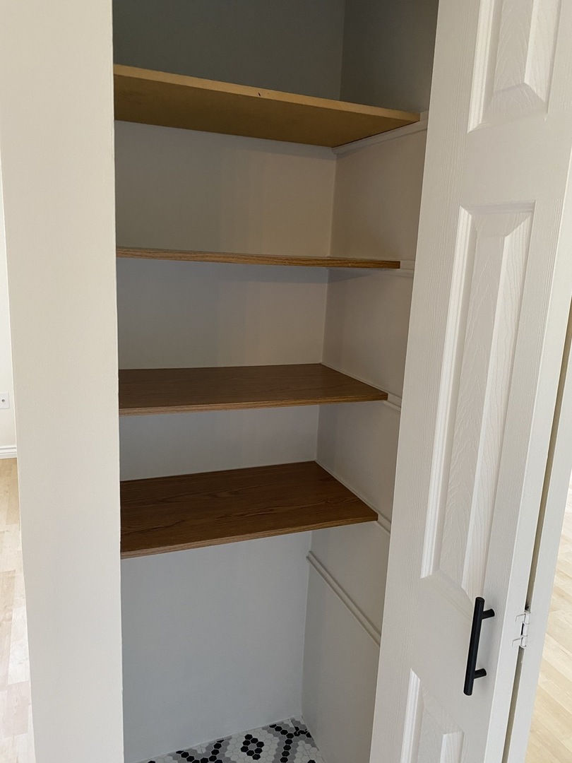 2218 S Goebbert Road Unit: 290